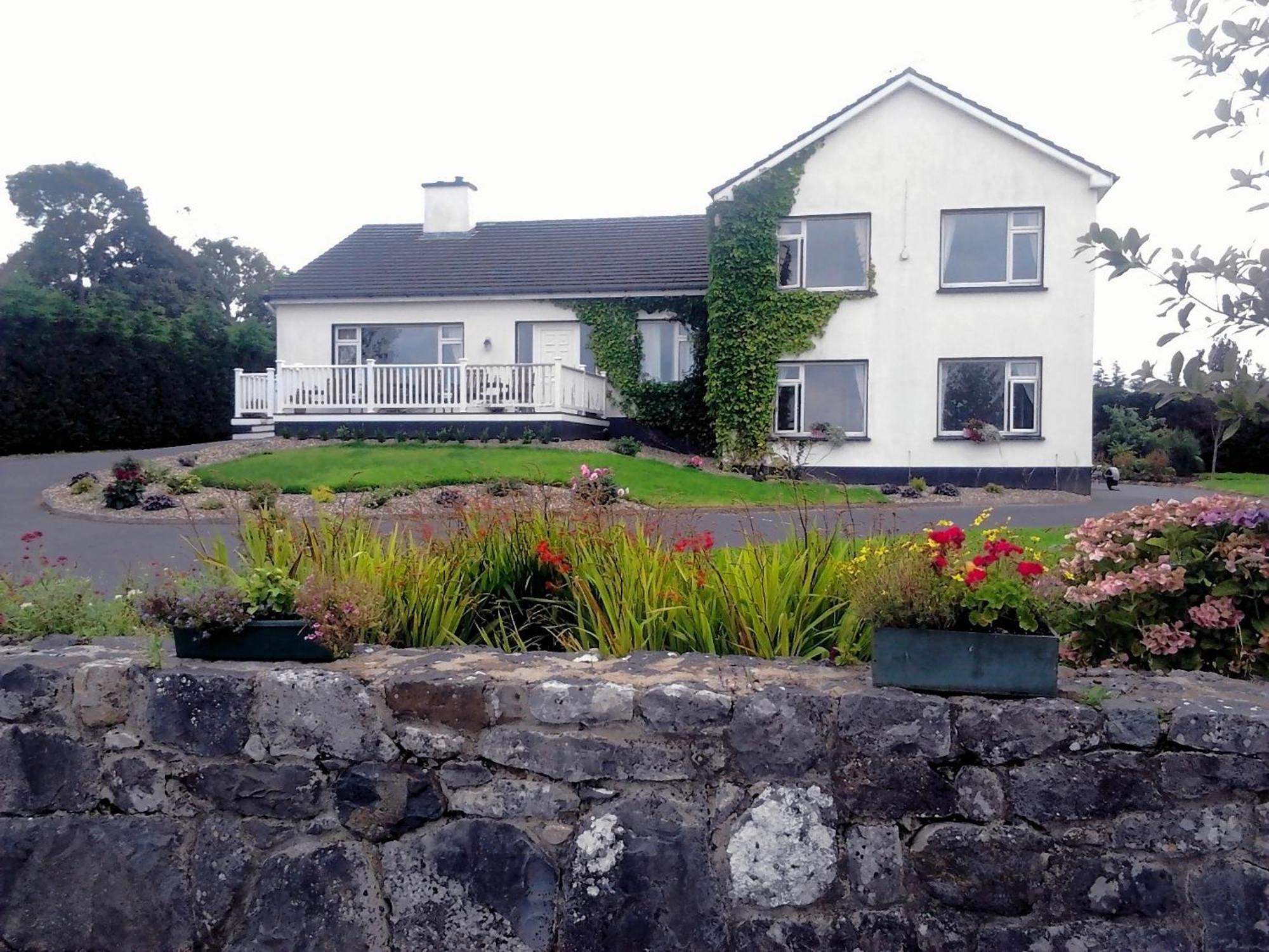 أوتيرارد The Waterfront House Country Home المظهر الخارجي الصورة