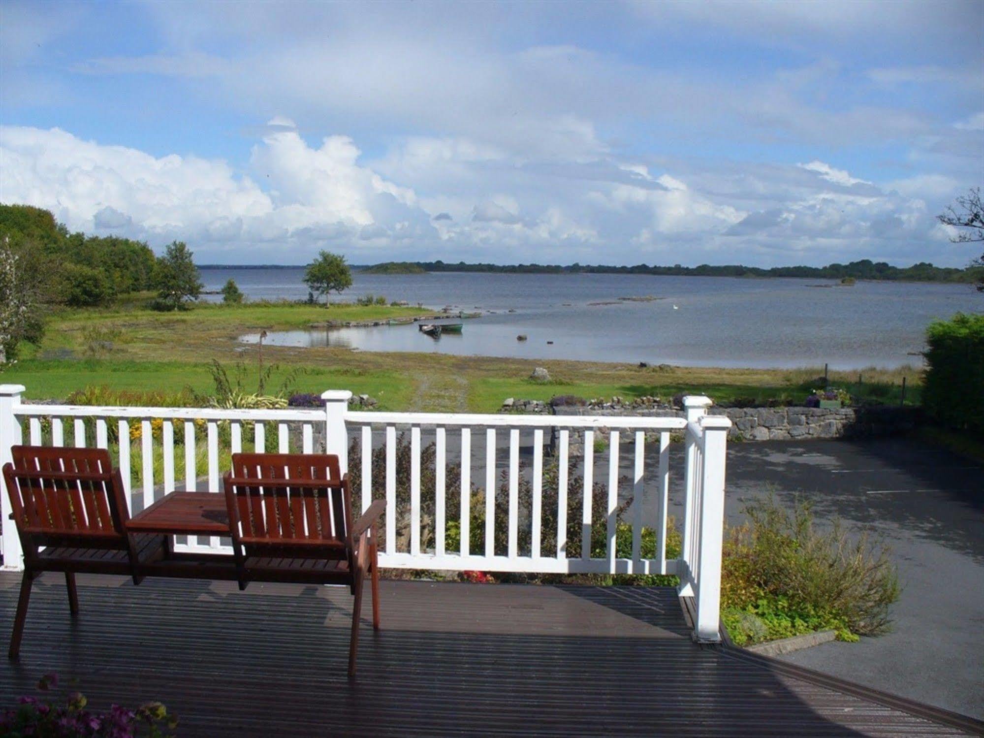 أوتيرارد The Waterfront House Country Home المظهر الخارجي الصورة